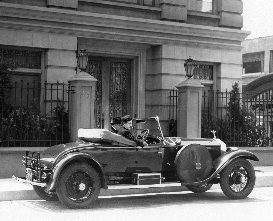 replace Charlie Chaplin 1931 WM.jpg